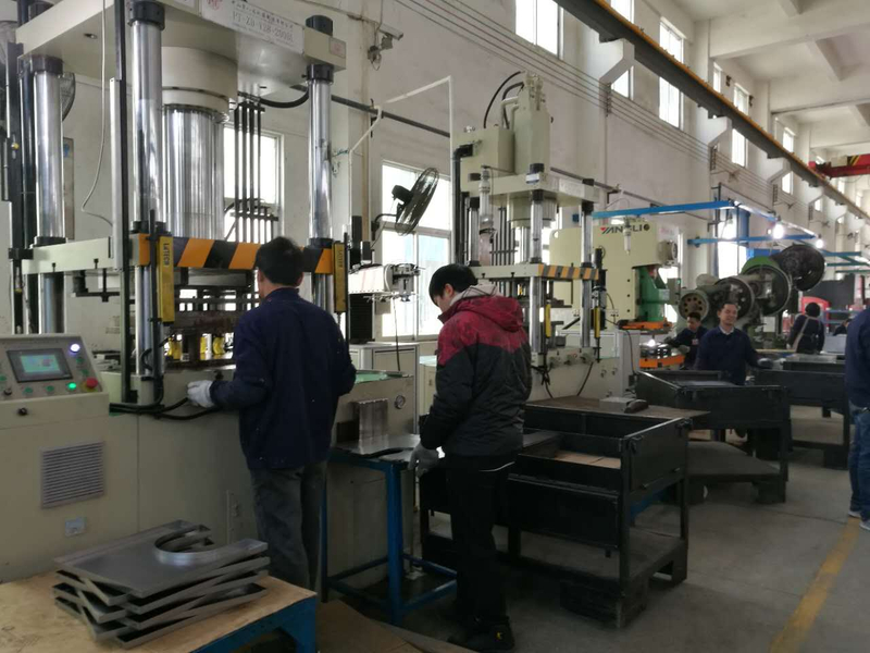 Baking tray production line (120 tons, 200 tons, 350 tons CNC double-action stretching machine)