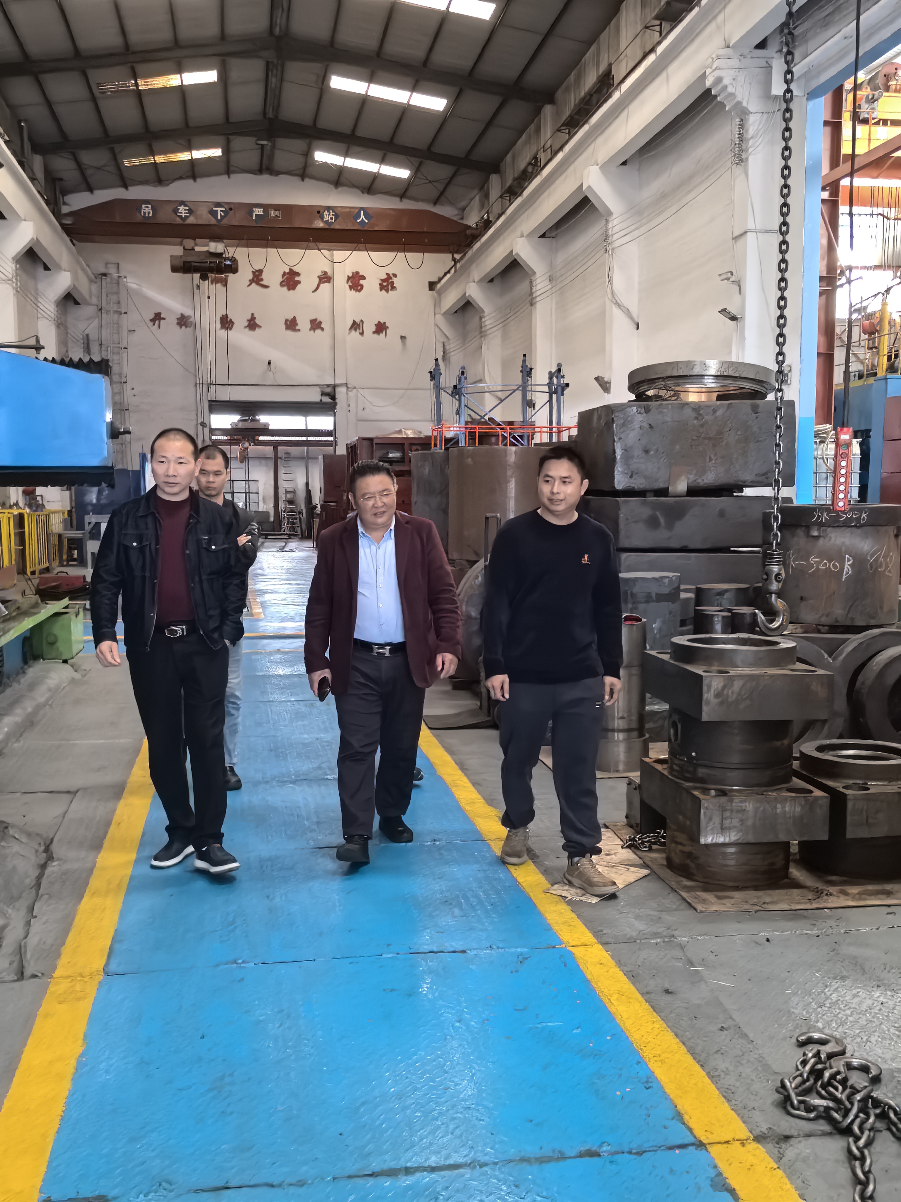 Our company successfully welcomes customers to visit on-site and demonstrates advanced manufacturing and technical strength