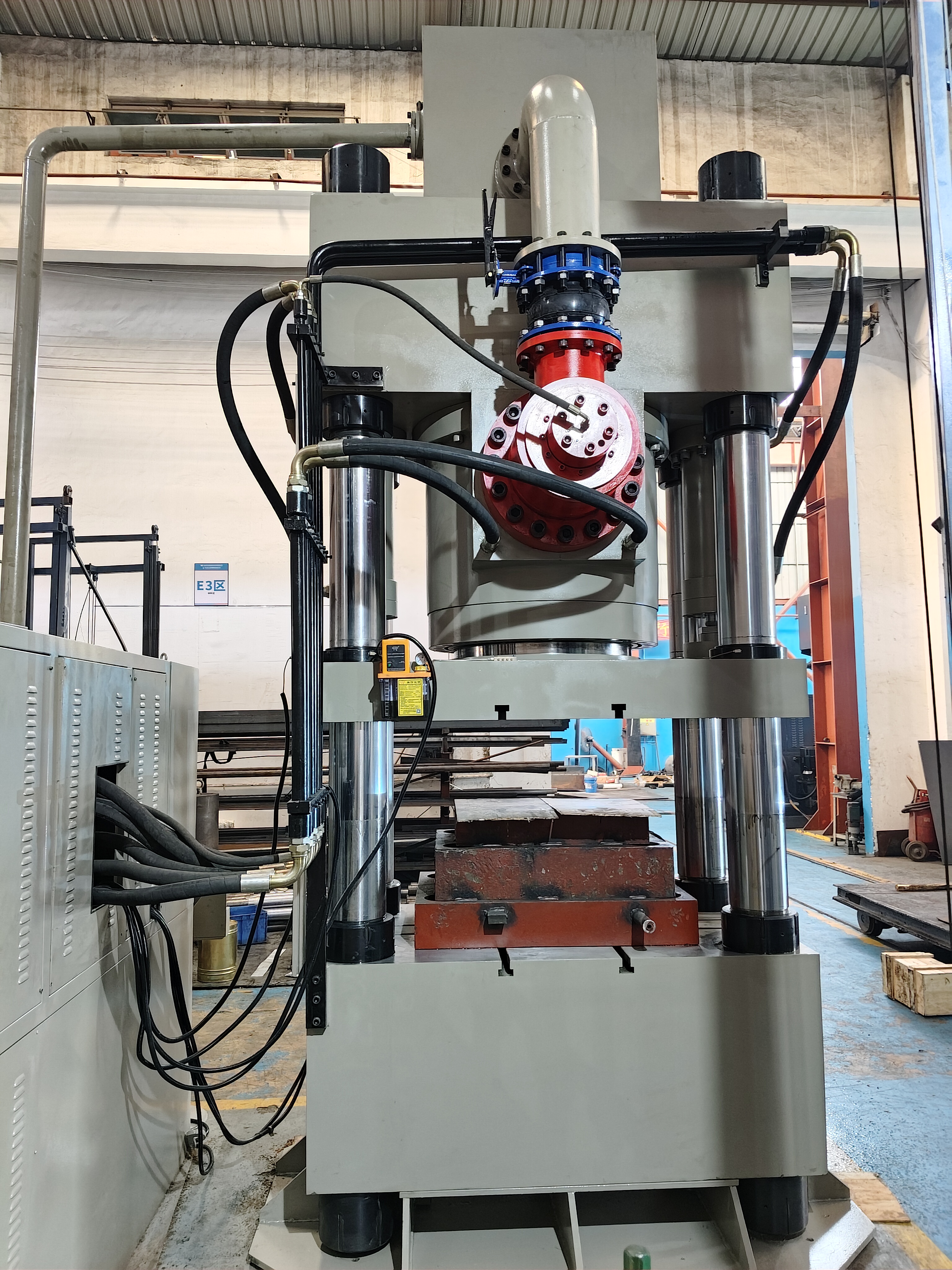 YSM-1000CS servo precision CNC cold forging hydraulic press
