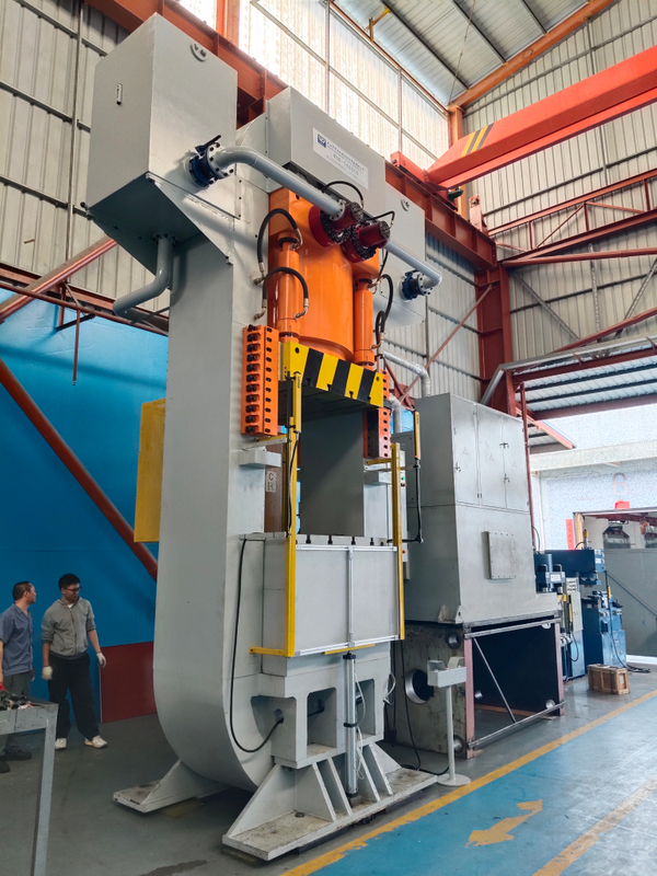 5000T ultra-high pressure steel wire winding hydraulic press-IGBT copper-based radiator cold extrusion