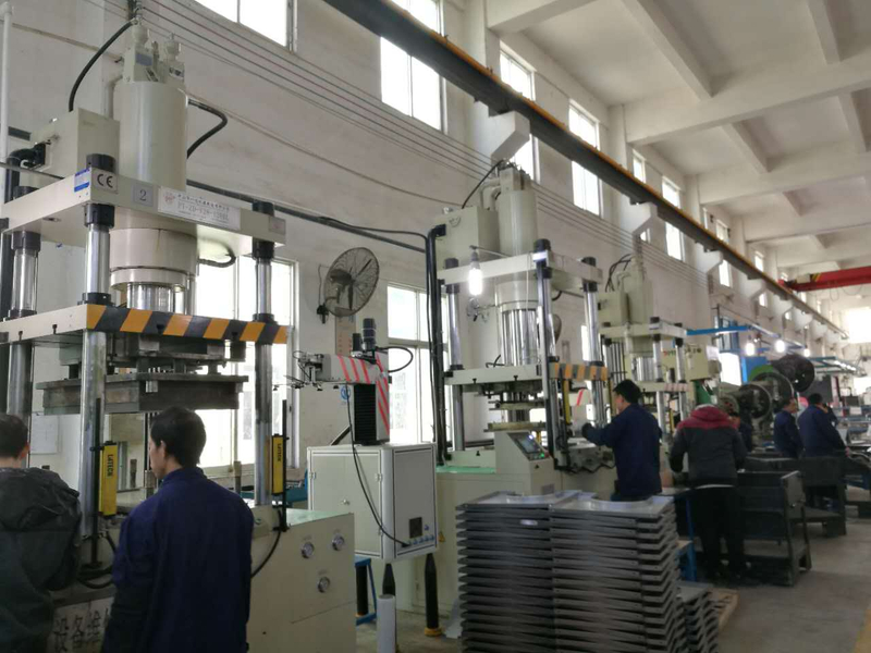Baking tray production line (120 tons, 200 tons, 350 tons CNC double-action stretching machine)