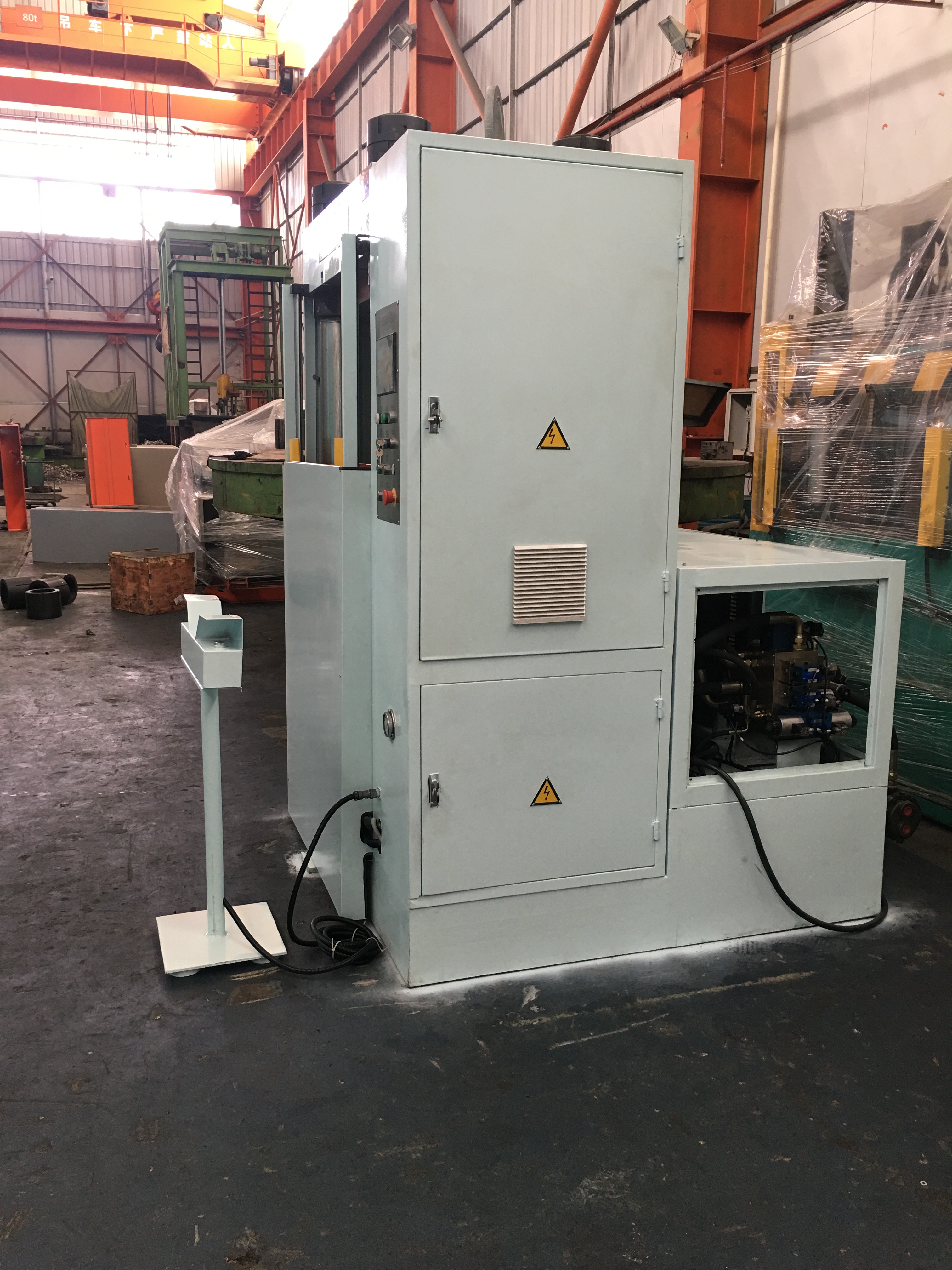 YSM-500BS precision servo CNC hydraulic press