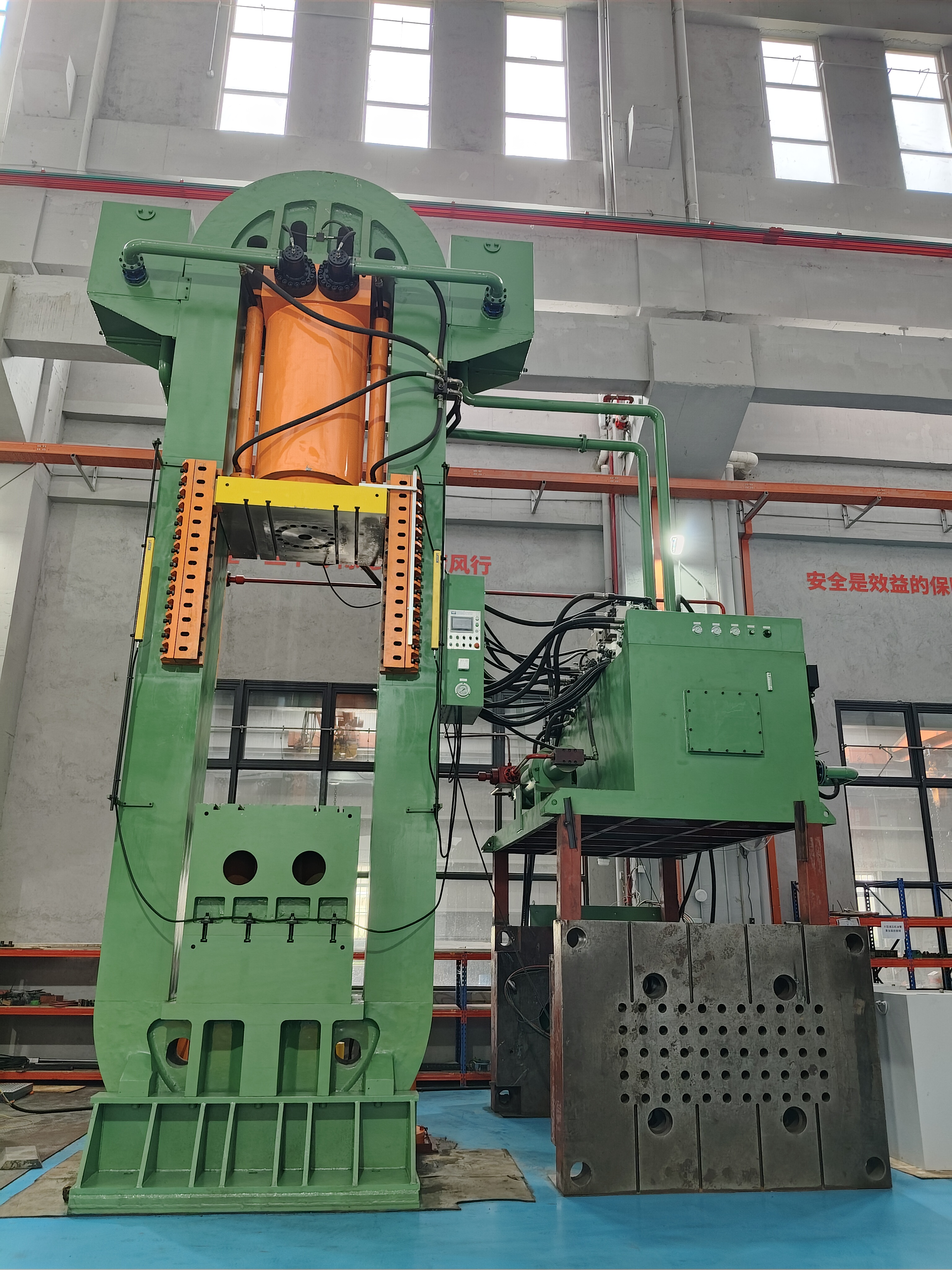 WDR-2000CS ultra-high pressure servo precision CNC hydraulic press
