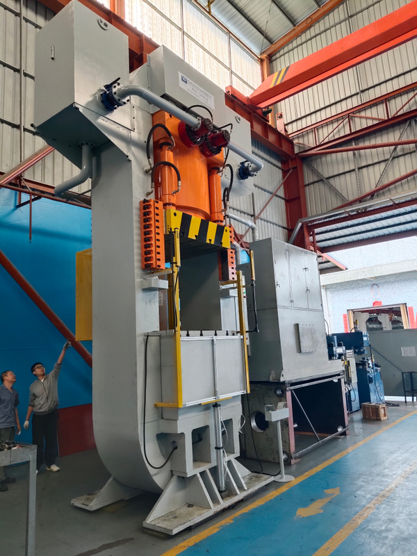 5000T ultra-high pressure steel wire winding hydraulic press-IGBT copper-based radiator cold extrusion