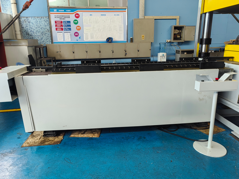 YSM-400CS servo CNC hydraulic press